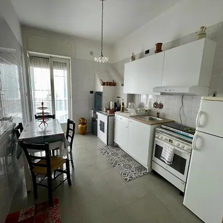 Apartament Centralissimo - La Casa Di Lulu Trani